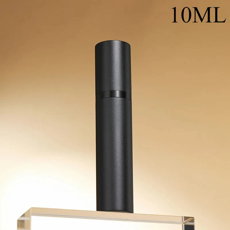 Alsunu refillable perfume atomizer in black