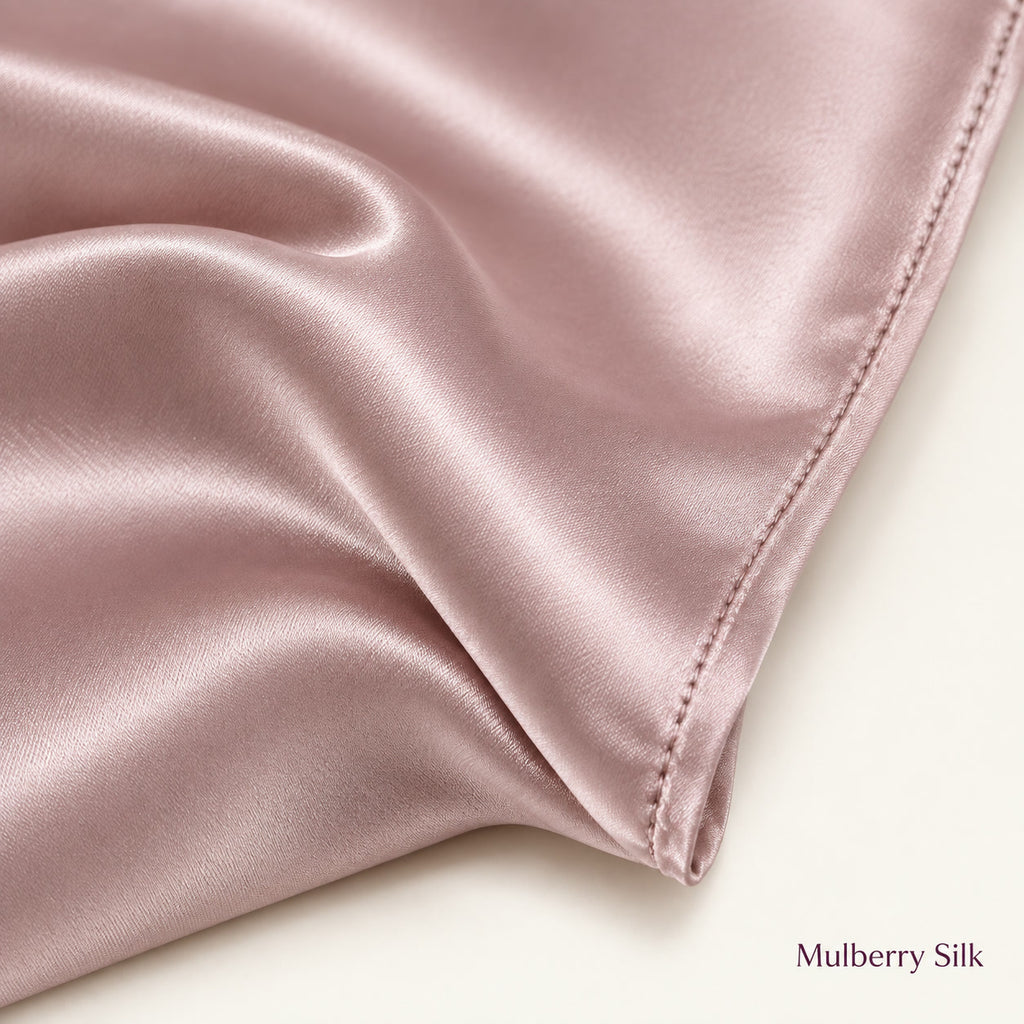 Alsunu Silk Pillowcase - fabric macro